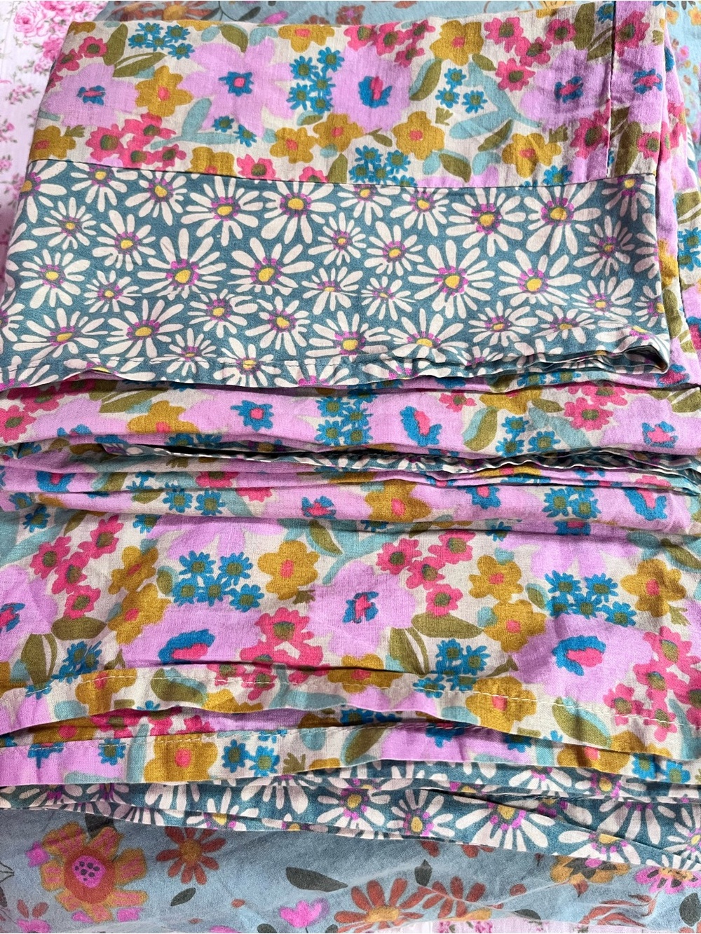 NATURAL LIFE Mix and Match Pastel Floral Cotton Sheet Set - Picture 2 of 16